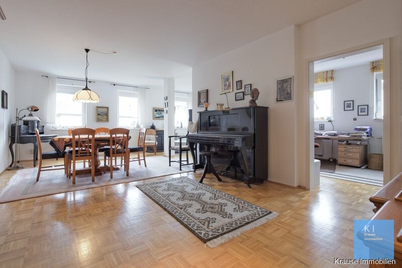 Wohnzimmer 1 Etagenwohnung Bamberg